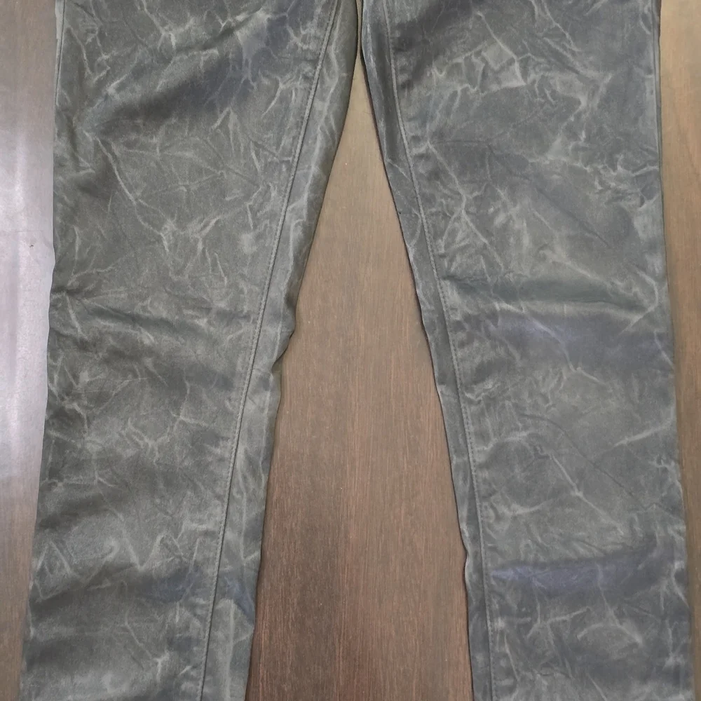 True Religion Joan Smalls Gray Metallic Stretch Skinny Jeans Size 26 Women